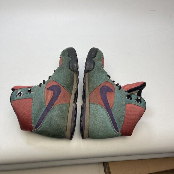 Vintage 1991 Nike Hiking Boots Trail Shoes Red / Purple Green / Wom Sz7 US Read - Picture 15 of 16
